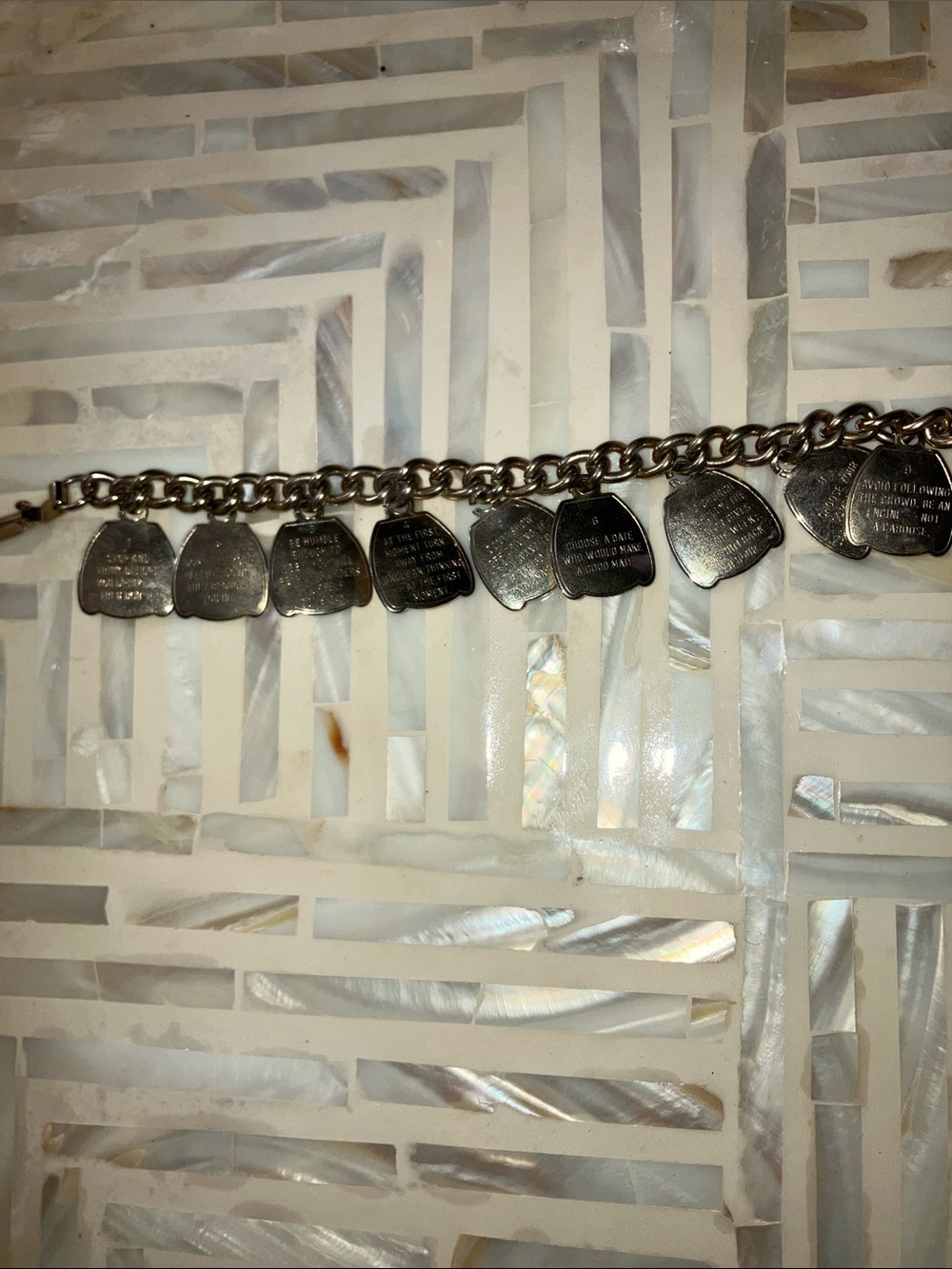Vintage 10 TEEN TEN Commandments Charm Bracelet Dangle GOLD Tone 5.25”